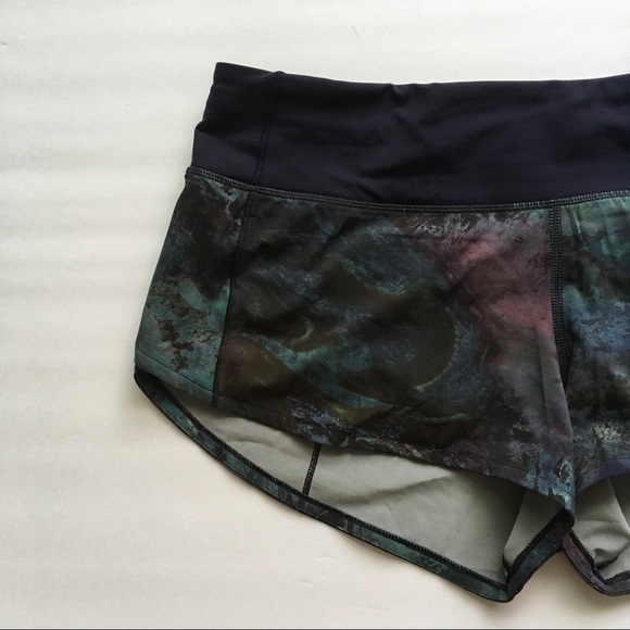 Lululemon Speed Up Shorts Radiant Multi Midnight 6 - Picture 2 of 8